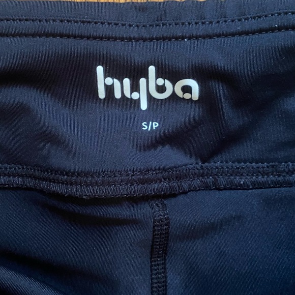Reitmans HYBA Running & Gym short size: S - Picture 4 of 8